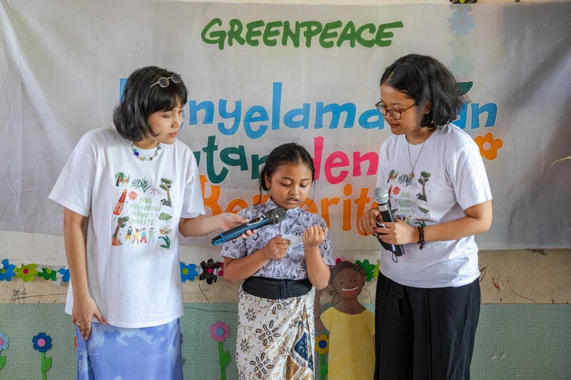 Titah and Sekar Bestari