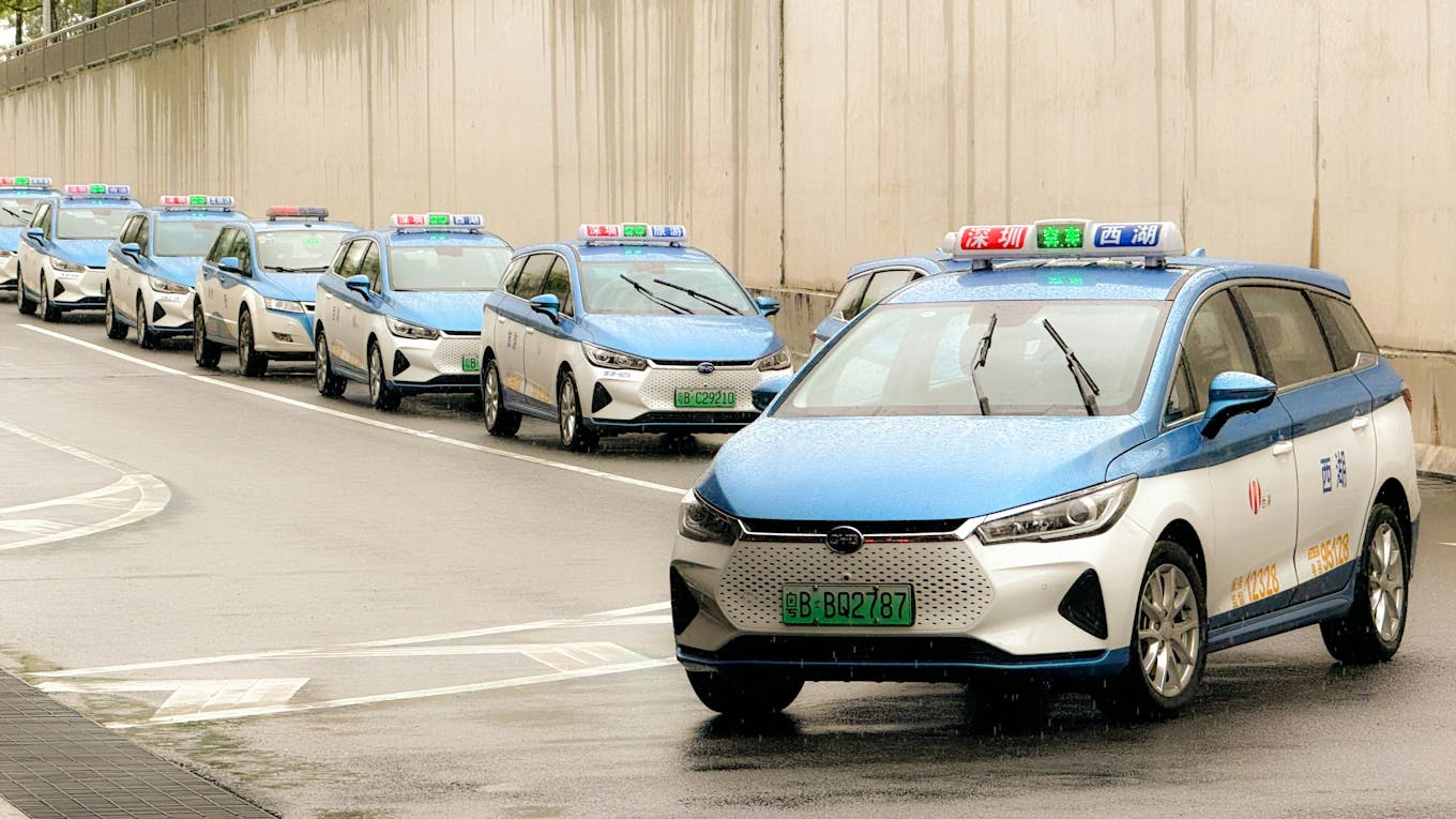 Shenzhen-Taxis-EVs